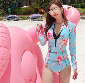穿越爱情公寓大后宫1