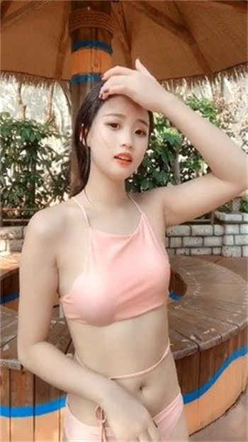 这个团宠有点凶