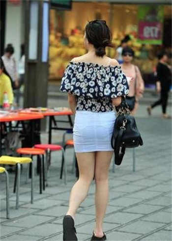 巴士视频羽锡军同