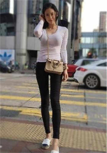 女友是这样交房租的
