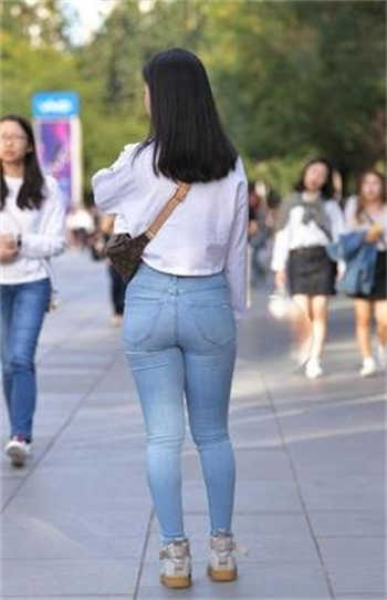 媳妇跑了拿妈当老婆