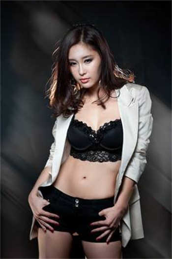 虐待日本女优