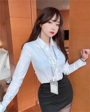 很露的汉服