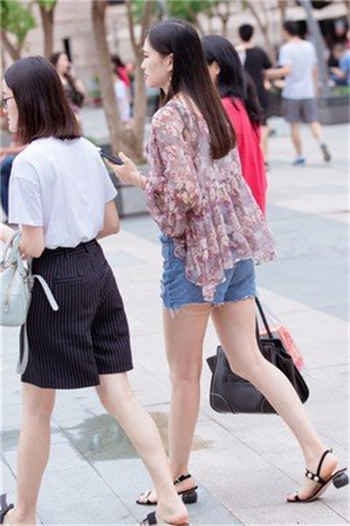 夜狼魔盒更新了叫什么