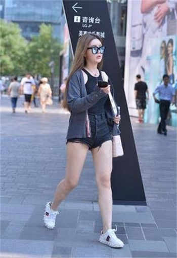 草莓tv永久免费观看