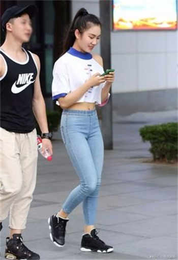 小说女主叫盛棠敦煌石窟