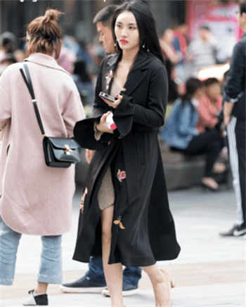 天价盛宠黑帝的隐婚宠儿