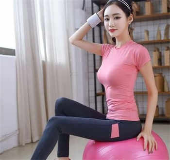 年轻和成熟的房子里