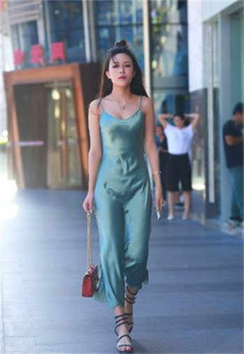 快手网红小妹为什么被封了